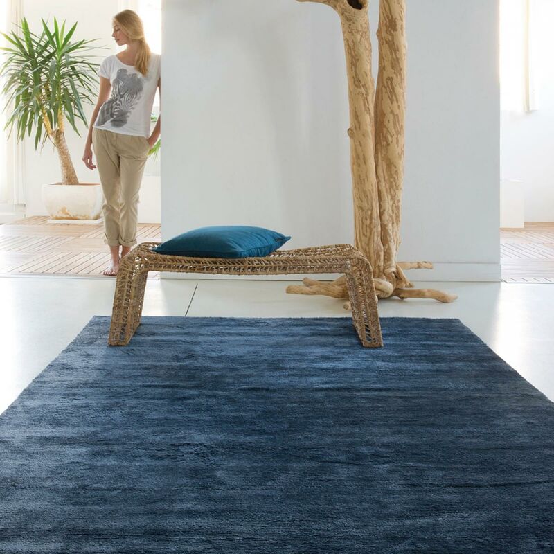 Alfombra moderna para la sala de estar 430 1A2T Plazon Lounge o habitación en UnAmourDeTapis - Bleu - Look
Alfombra moderna para la sala de estar 430 1A2T Plazon Lounge o habitación en UnAmourDeTapis - Bleu - Look