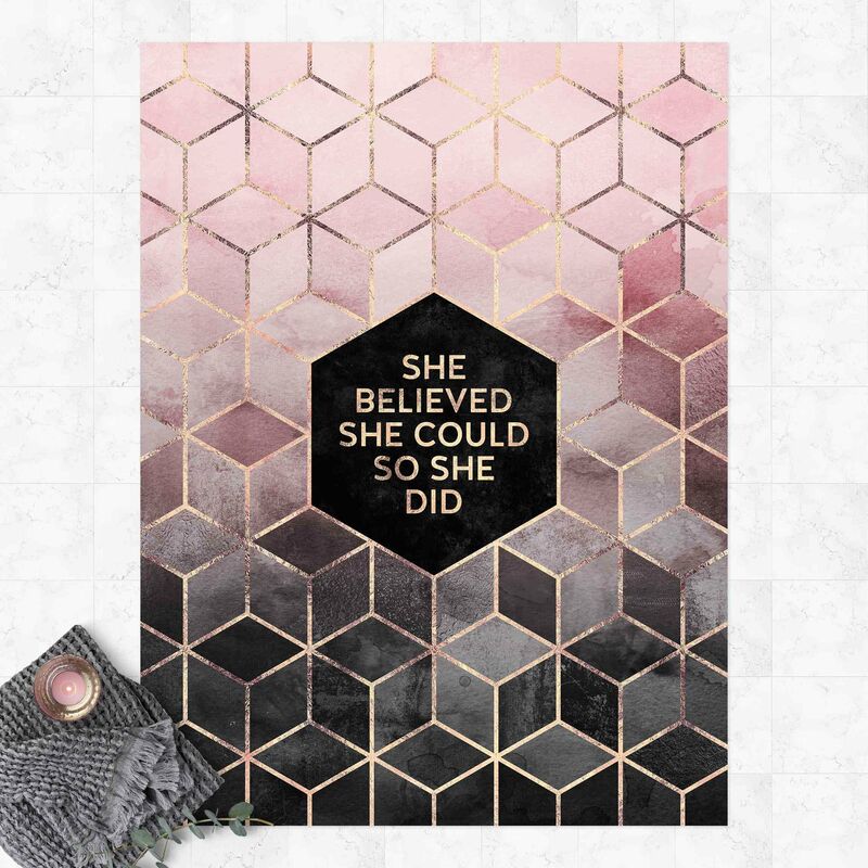 Alfombras vinílicas - Elisabeth Fredriksson - She Believed She Could Rosé Gold - Alto 4:3 Dimensión LxA: 160cm x 120cm
Alfombras vinílicas - Elisabeth Fredriksson - She Believed She Could Rosé Gold - Alto 4:3 Dimensión LxA: 160cm x 120cm