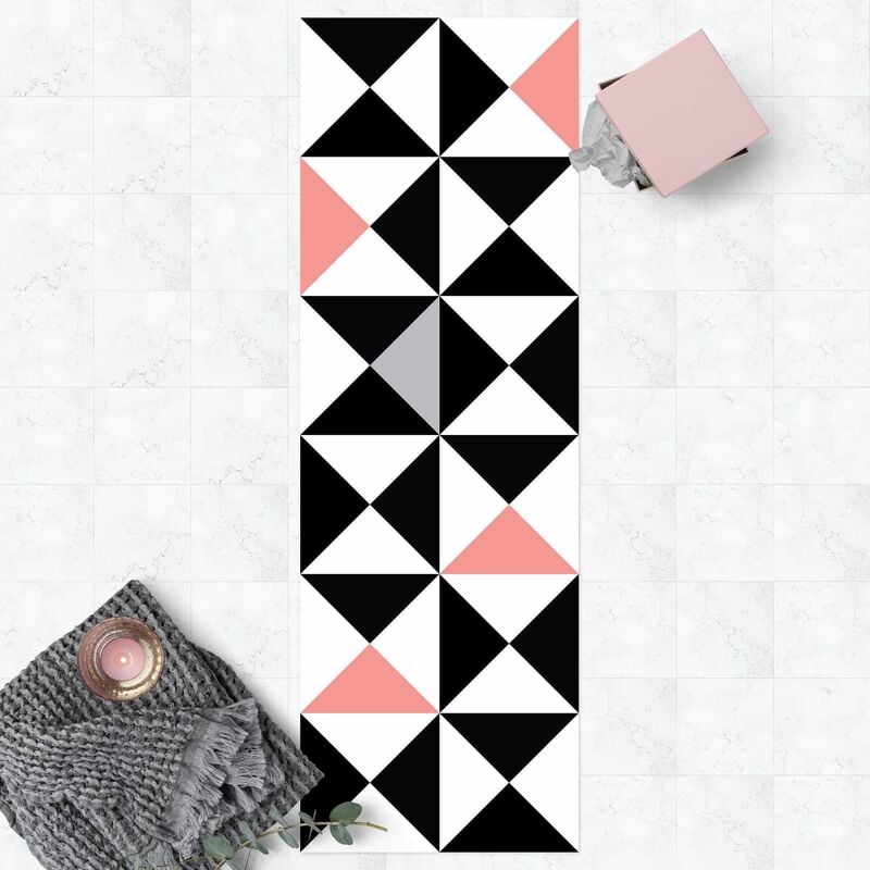 Alfombras vinílicas - Geometrical Pattern Big Triangles Touch Of Antique Pink - Panorámico Dimensión LxA: 180cm x 60cm
Alfombras vinílicas - Geometrical Pattern Big Triangles Touch Of Antique Pink - Panorámico Dimensión LxA: 180cm x 60cm
