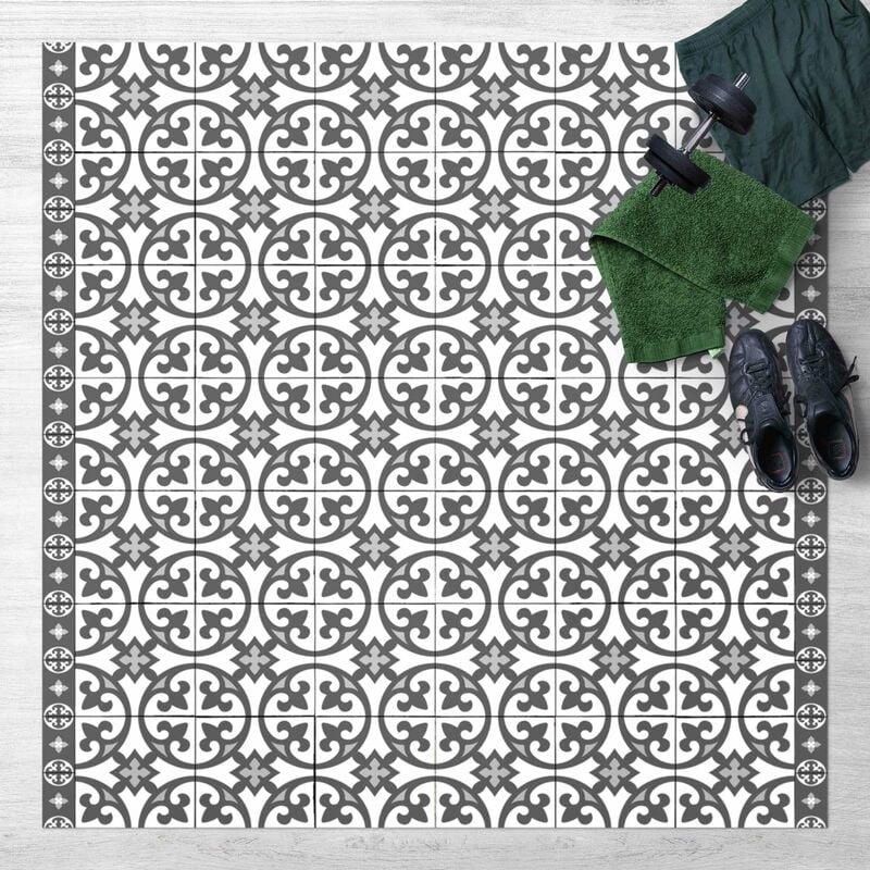 Alfombras vinílicas - Geometrical Tile Mix Circles Grey - Cuadrado 1:1 Dimensión LxA: 80cm x 80cm
Alfombras vinílicas - Geometrical Tile Mix Circles Grey - Cuadrado 1:1 Dimensión LxA: 80cm x 80cm