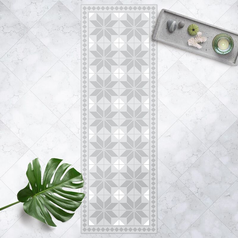 Alfombras vinílicas - Geometrical Tiles Star Flower Grey With Narrow Border - Panorámico Dimensión LxA: 210cm x 70cm
Alfombras vinílicas - Geometrical Tiles Star Flower Grey With Narrow Border - Panorámico Dimensión LxA: 210cm x 70cm