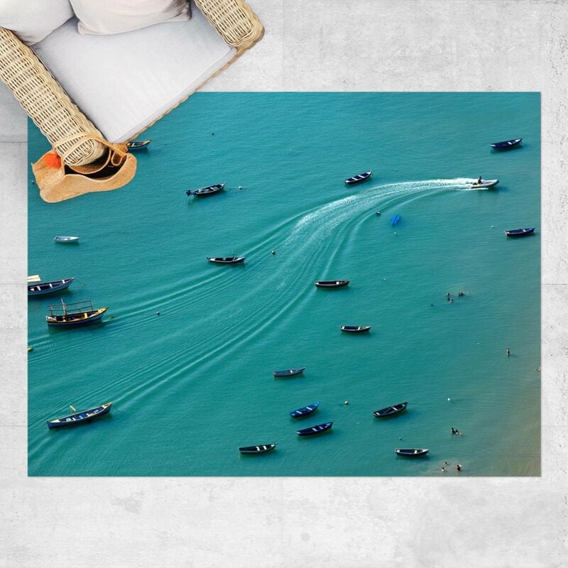 Alfombras vinílicas - Anchoring Fishing Boats - Apaisado 3:4 Dimensión LxA: 120cm x 160cm
Alfombras vinílicas - Anchoring Fishing Boats - Apaisado 3:4 Dimensión LxA: 120cm x 160cm