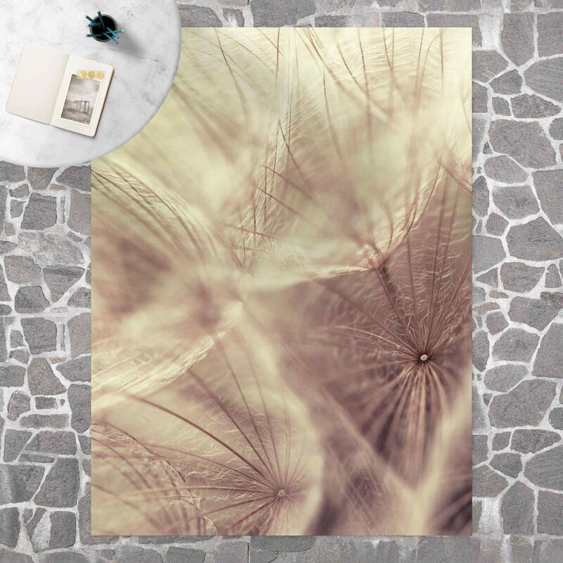 Alfombras vinílicas - Detailed Dandelion Macro Shot With Vintage Blur Effect - Alto 4:3 Dimensión LxA: 180cm x 135cm
Alfombras vinílicas - Detailed Dandelion Macro Shot With Vintage Blur Effect - Alto 4:3 Dimensión LxA: 180cm x 135cm