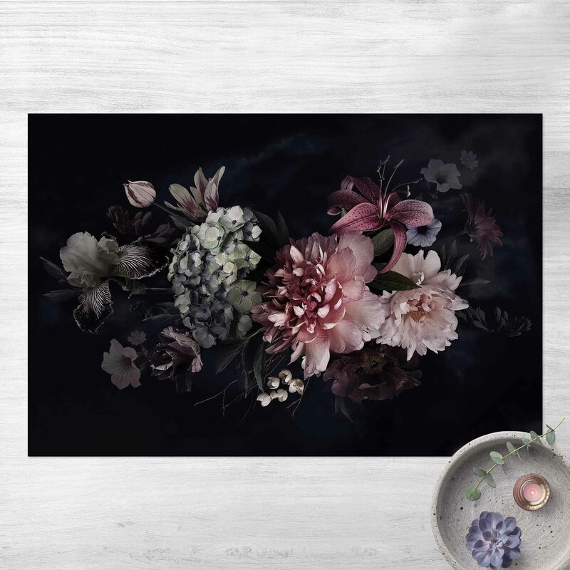Alfombras vinílicas - Flowers With Fog On Black - Apaisado 2:3 Dimensión LxA: 140cm x 210cm
Alfombras vinílicas - Flowers With Fog On Black - Apaisado 2:3 Dimensión LxA: 140cm x 210cm