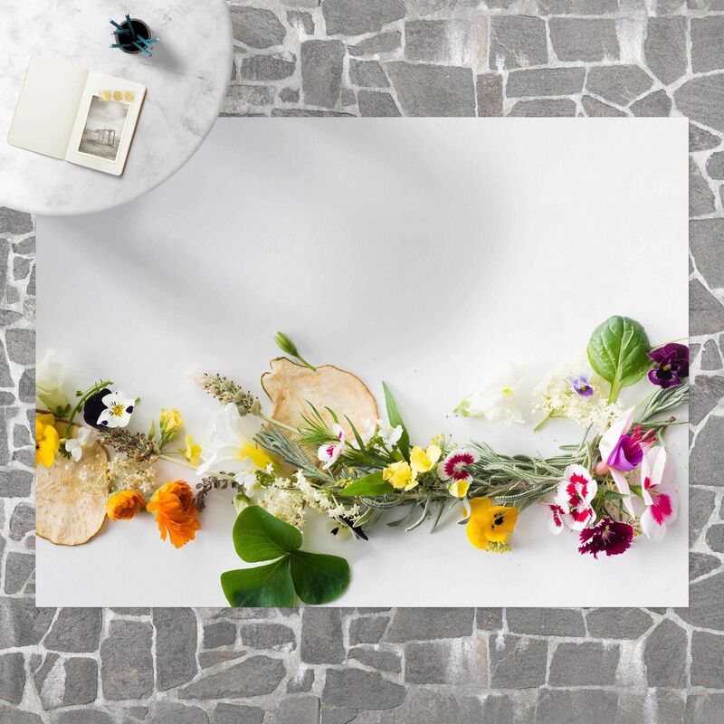 Alfombras vinílicas - Fresch Herbs With Edible Flowers - Apaisado 3:4 Dimensión LxA: 90cm x 120cm
Alfombras vinílicas - Fresch Herbs With Edible Flowers - Apaisado 3:4 Dimensión LxA: 90cm x 120cm