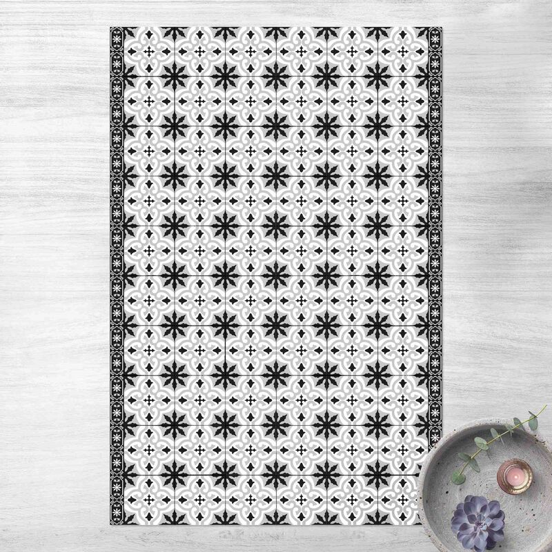 Alfombras vinílicas - Geometrical Tile Mix Cross Black - Alto 3:2 Dimensión LxA: 150cm x 100cm
Alfombras vinílicas - Geometrical Tile Mix Cross Black - Alto 3:2 Dimensión LxA: 150cm x 100cm