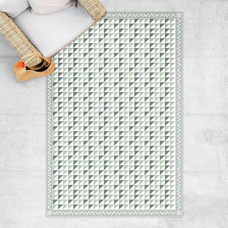 Alfombras vinílicas - Geometrical Tiles Small Triangles Olive green with Border - Alto 3:2 Dimensión LxA: 120cm x 80cm
Alfombras vinílicas - Geometrical Tiles Small Triangles Olive green with Border - Alto 3:2 Dimensión LxA: 120cm x 80cm