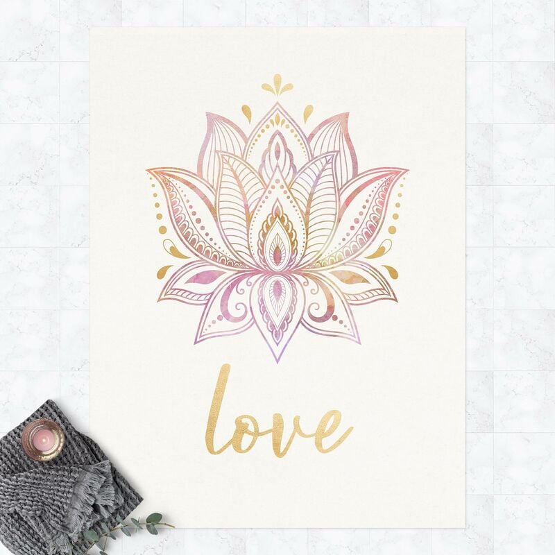 Alfombras vinílicas - Lotus Illustration Love Gold Light Pink - Alto 4:3 Dimensión LxA: 60cm x 45cm
Alfombras vinílicas - Lotus Illustration Love Gold Light Pink - Alto 4:3 Dimensión LxA: 60cm x 45cm