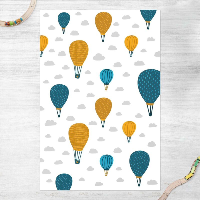 Alfombras vinílicas - Rising Hot-Air Balloon In Cloudy Skies - Alto 3:2 Dimensión LxA: 90cm x 60cm
Alfombras vinílicas - Rising Hot-Air Balloon In Cloudy Skies - Alto 3:2 Dimensión LxA: 90cm x 60cm