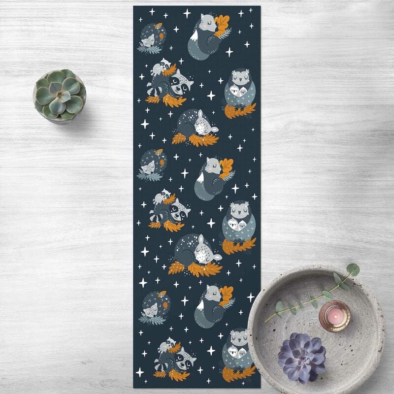 Alfombras vinílicas - Scandinavian Animal Family In Slumber At Night - Panorámico Dimensión LxA: 90cm x 30cm
Alfombras vinílicas - Scandinavian Animal Family In Slumber At Night - Panorámico Dimensión LxA: 90cm x 30cm