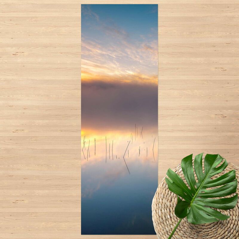 Bilderwelten - Alfombras vinílicas - Sunrise Swedish Lake - Panorámico Dimensión LxA: 240cm x 80cm
Bilderwelten - Alfombras vinílicas - Sunrise Swedish Lake - Panorámico Dimensión LxA: 240cm x 80cm