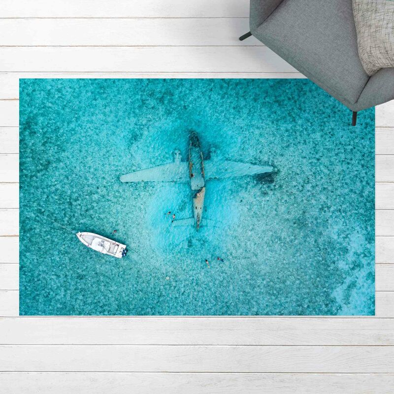 Alfombras vinílicas - Top View Airplane Wreckage In The Ocean - Apaisado 2:3 Dimensión LxA: 40cm x 60cm
Alfombras vinílicas - Top View Airplane Wreckage In The Ocean - Apaisado 2:3 Dimensión LxA: 40cm x 60cm