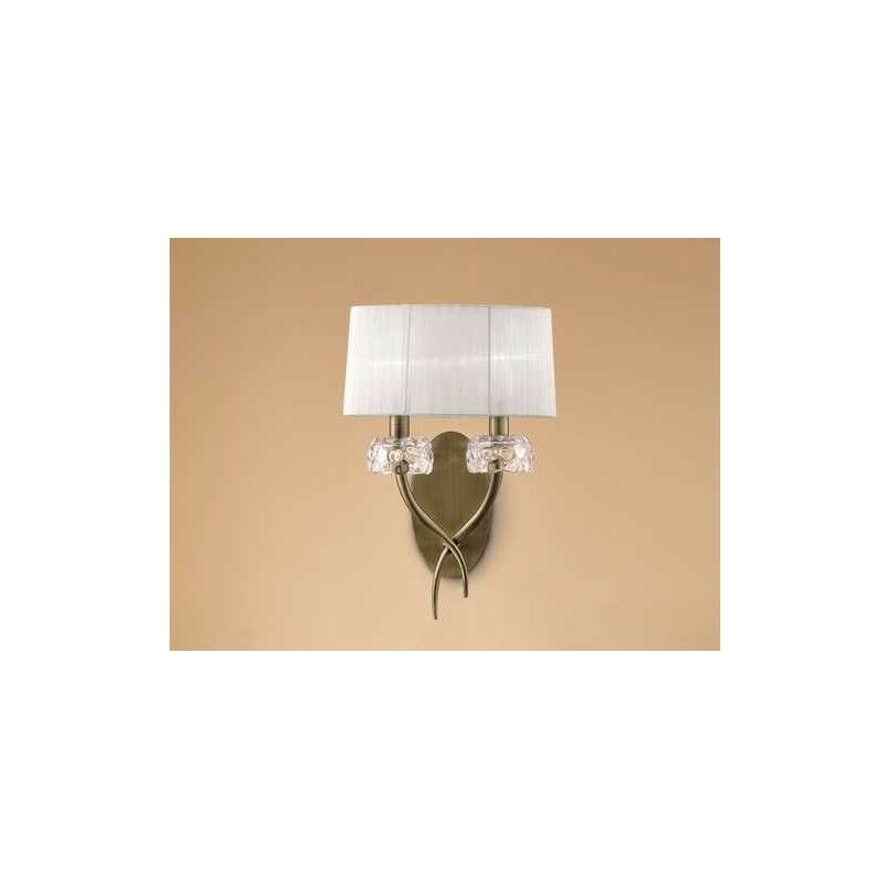 Mantra - Aplique con doble iluminación LOEWE dorado con pantalla blanca, para salon
Mantra - Aplique con doble iluminación LOEWE dorado con pantalla blanca, para salon