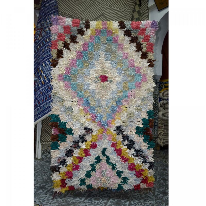 Auténtica hebilla de alfombra bereber Hebilla AC Alfombra Sala de estar Alfombra de la alfombra O habitación en UnAmourDeTapis - Multicolore
Auténtica hebilla de alfombra bereber Hebilla AC Alfombra Sala de estar Alfombra de la alfombra O habitación en UnAmourDeTapis - Multicolore