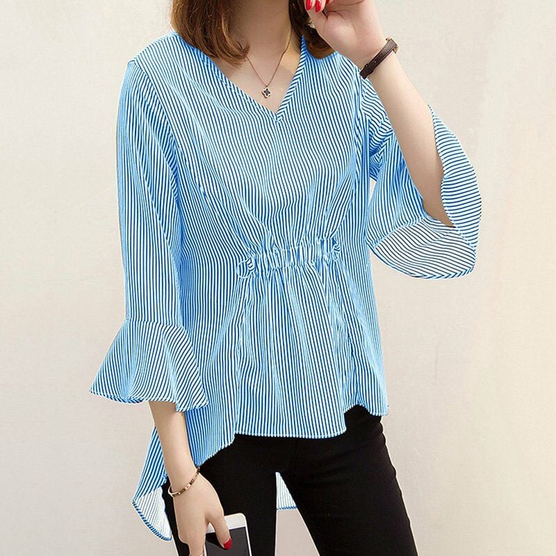 Blusa a rayas para mujer, mangas acampanadas, cuello en V, dobladillo alto-bajo, cintura elastica, elegante, camisa larga, sueter superior,Azul, 
Blusa a rayas para mujer, mangas acampanadas, cuello en V, dobladillo alto-bajo, cintura elastica, elegante, camisa larga, sueter superior,Azul,