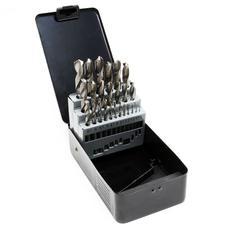Wiltec - Brocas espiral HSS-G Set 25 piezas Juego barrenas metal madera 1-13mm Universales Taladrar Perforar
Wiltec - Brocas espiral HSS-G Set 25 piezas Juego barrenas metal madera 1-13mm Universales Taladrar Perforar