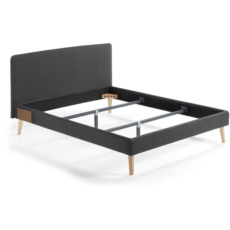 Cama doble Dyla grafito 150 x 190 cm con estructura de madera de haya y espuma de poliuretano tapizada con tela antimanchas - Kave Home
Cama doble Dyla grafito 150 x 190 cm con estructura de madera de haya y espuma de poliuretano tapizada con tela antimanchas - Kave Home