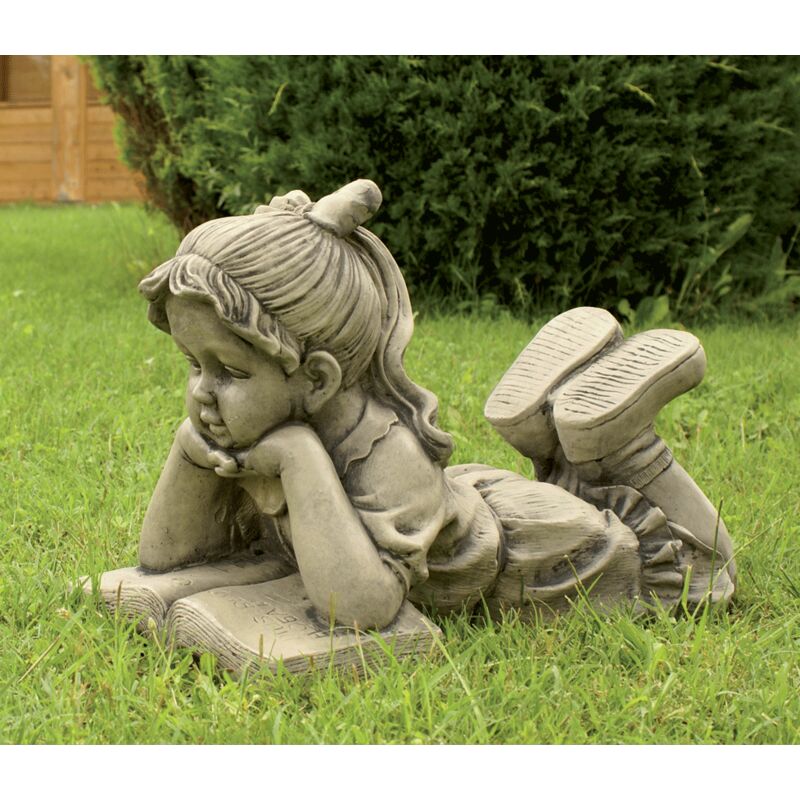 Anaparra - Figura Niña Leyendo en Hormigón-piedra para el jardín exterior 50x36cm.
Anaparra - Figura Niña Leyendo en Hormigón-piedra para el jardín exterior 50x36cm.
