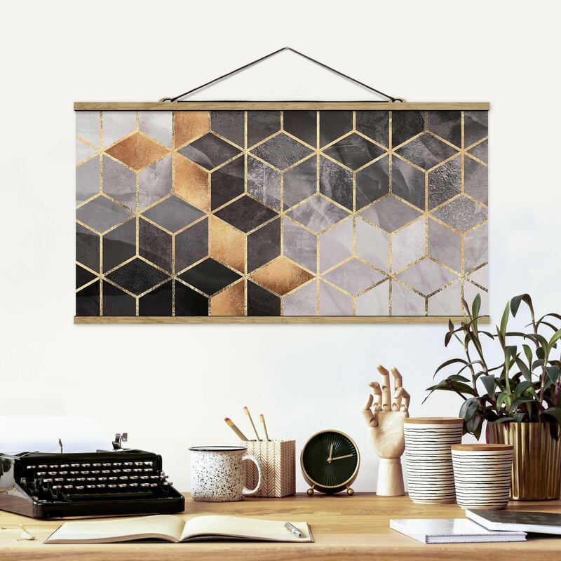 Imagen de tela - Elisabeth Fredriksson - Black And White Golden Geometry - Apaisado 1:2 Dimensión LxA: 25cm x 50cm
Imagen de tela - Elisabeth Fredriksson - Black And White Golden Geometry - Apaisado 1:2 Dimensión LxA: 25cm x 50cm