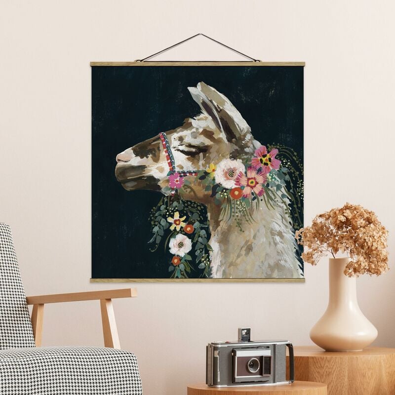 Imagen de tela - Lama With Floral Decoration II - Cuadrado 1:1 Dimensión LxA: 100cm x 100cm
Imagen de tela - Lama With Floral Decoration II - Cuadrado 1:1 Dimensión LxA: 100cm x 100cm
