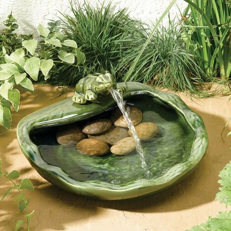 Smart Garden Solar Ceramic Glazed Frog Garden Water Feature Fountain