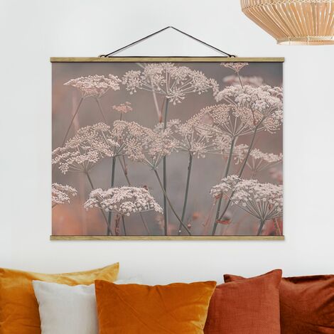 Tableau En Tissu Avec Baguettes De Suspension Wild Apiaceae Paysage