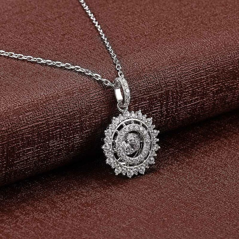 Fashionable S925 Colgante de plata esterlina con circonita giratoria Colgante brillante Collar redondo brillante de 18 pulgadas - Jure
Fashionable S925 Colgante de plata esterlina con circonita giratoria Colgante brillante Collar redondo brillante de 18 pulgadas - Jure