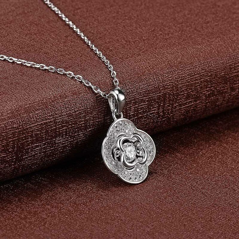 Fashionable S925 Colgante de plata esterlina con circonita giratoria Colgante brillante en forma de flor Collar de 18 pulgadas - Jure
Fashionable S925 Colgante de plata esterlina con circonita giratoria Colgante brillante en forma de flor Collar de 18 pulgadas - Jure