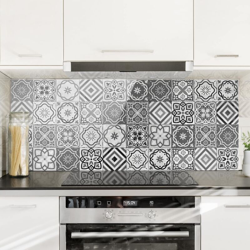 Panel antisalpicaduras de cristal - Mediterranean Tile Pattern Grayscale - Panorámico Dimensión LxA: 40cm x 100cm
Panel antisalpicaduras de cristal - Mediterranean Tile Pattern Grayscale - Panorámico Dimensión LxA: 40cm x 100cm