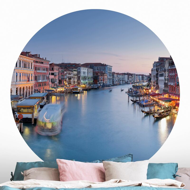 Papel pintado redondo autoadhesivo - Evening Atmosphere On The Grand Canal In Venice Dimensión LxA: 175cm x 175cm
Papel pintado redondo autoadhesivo - Evening Atmosphere On The Grand Canal In Venice Dimensión LxA: 175cm x 175cm