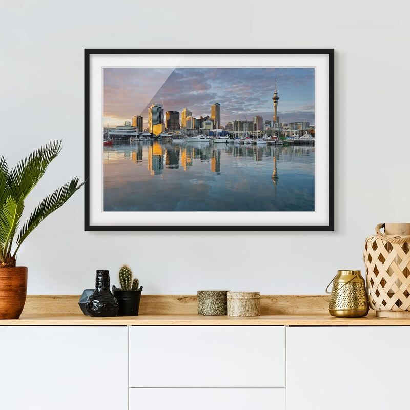 Póster enmarcado - Auckland Skyline Sunset Dimensión LxA: 18cm x 24cm, Marco: Negro
Póster enmarcado - Auckland Skyline Sunset Dimensión LxA: 18cm x 24cm, Marco: Negro