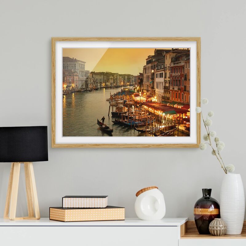 Póster enmarcado - Grand Canal Of Venice Dimensión LxA: 70cm x 100cm, Marco: Roble
Póster enmarcado - Grand Canal Of Venice Dimensión LxA: 70cm x 100cm, Marco: Roble