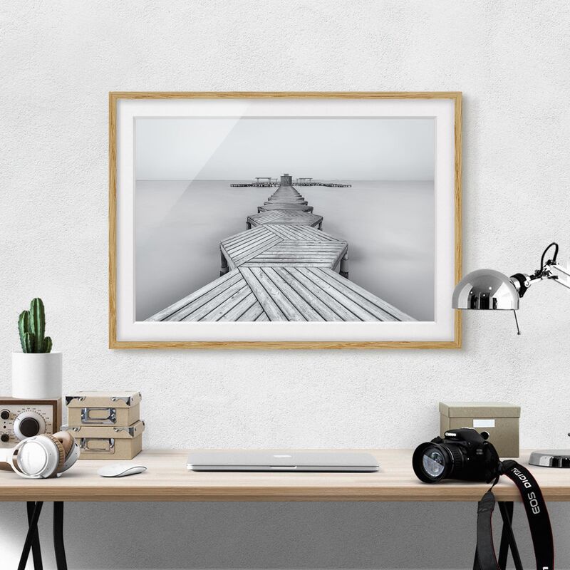 Póster enmarcado - Molo in legno Bianco e nero Dimensión LxA: 70cm x 100cm, Marco: Roble
Póster enmarcado - Molo in legno Bianco e nero Dimensión LxA: 70cm x 100cm, Marco: Roble
