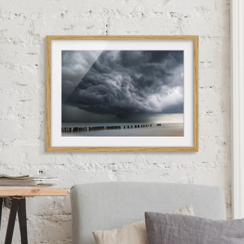 Póster enmarcado - Nubi di tempesta sul Mar Baltico Dimensión LxA: 40cm x 55cm, Marco: Roble
Póster enmarcado - Nubi di tempesta sul Mar Baltico Dimensión LxA: 40cm x 55cm, Marco: Roble