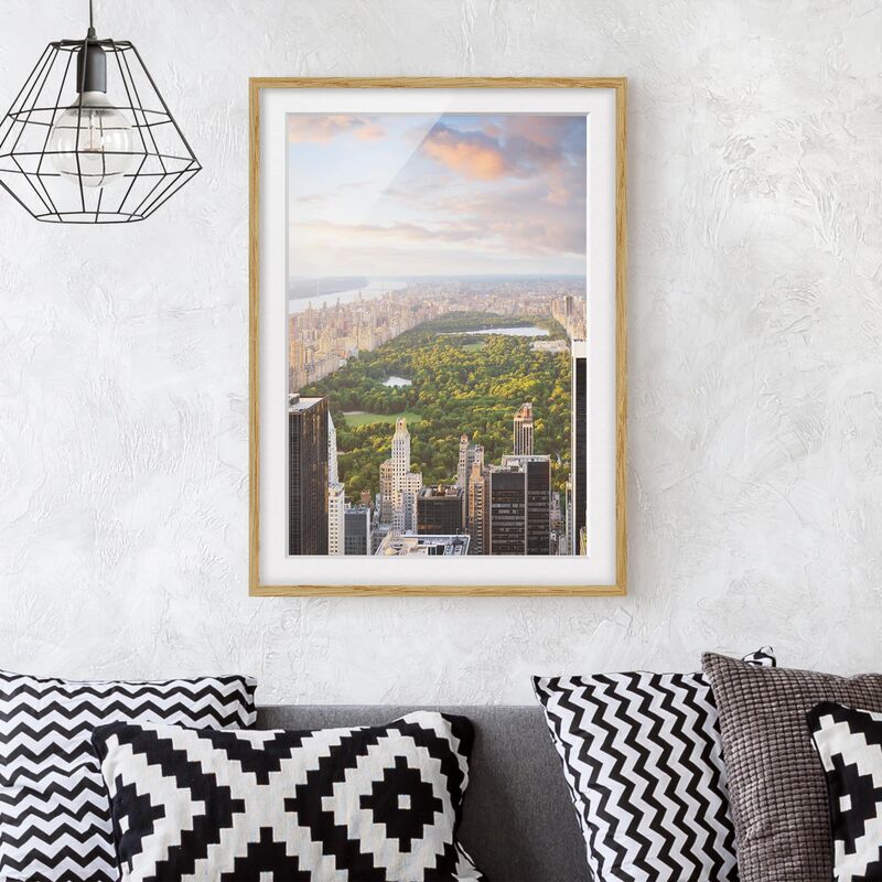 Póster enmarcado - Overlooks Central Park Dimensión LxA: 70cm x 50cm, Marco: Roble
Póster enmarcado - Overlooks Central Park Dimensión LxA: 70cm x 50cm, Marco: Roble
