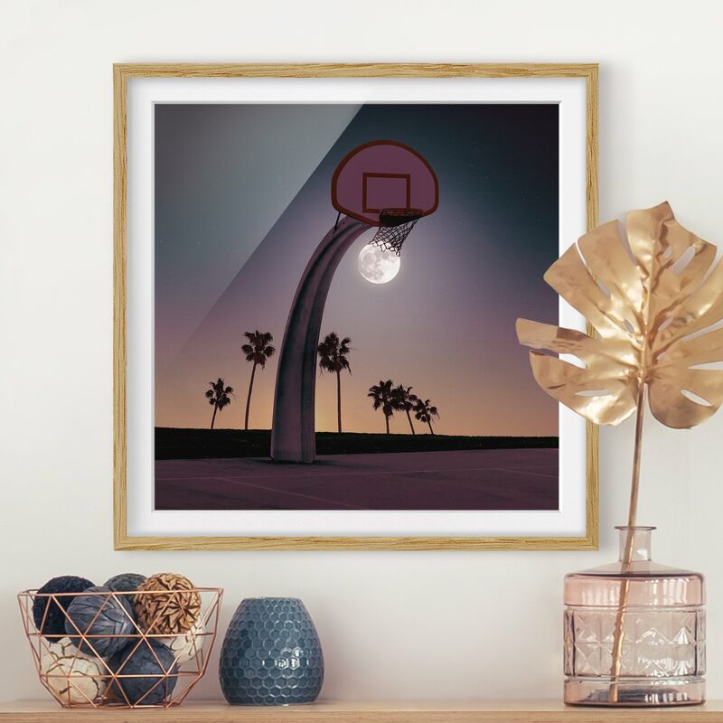 Póster enmarcado - Pallacanestro Con La Luna Dimensión LxA: 30cm x 30cm, Marco: Roble
Póster enmarcado - Pallacanestro Con La Luna Dimensión LxA: 30cm x 30cm, Marco: Roble