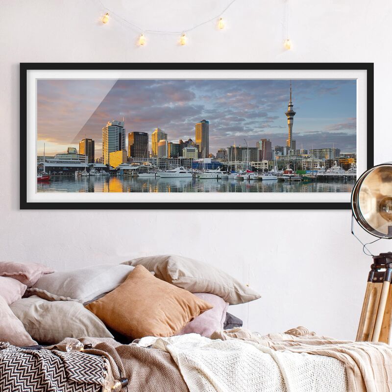 Póster enmarcado - Skyline Di Auckland Al Tramonto Dimensión LxA: 30cm x 75cm, Marco: Negro
Póster enmarcado - Skyline Di Auckland Al Tramonto Dimensión LxA: 30cm x 75cm, Marco: Negro