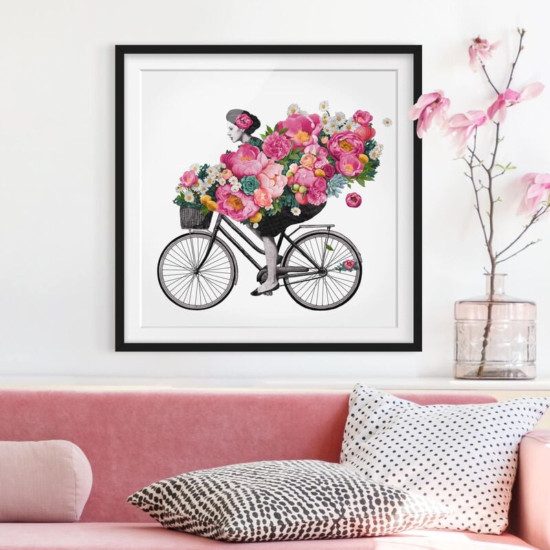 Póster enmarcado - Illustrazione Donna in bicicletta Collage fiori variopinti Dimensión LxA: 30cm x 30cm, Marco: Negro
Póster enmarcado - Illustrazione Donna in bicicletta Collage fiori variopinti Dimensión LxA: 30cm x 30cm, Marco: Negro
