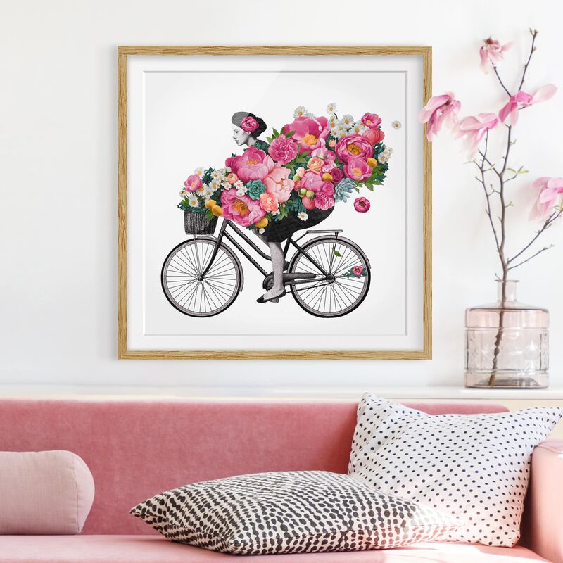 Póster enmarcado - Illustrazione Donna in bicicletta Collage fiori variopinti Dimensión LxA: 30cm x 30cm, Marco: Roble
Póster enmarcado - Illustrazione Donna in bicicletta Collage fiori variopinti Dimensión LxA: 30cm x 30cm, Marco: Roble