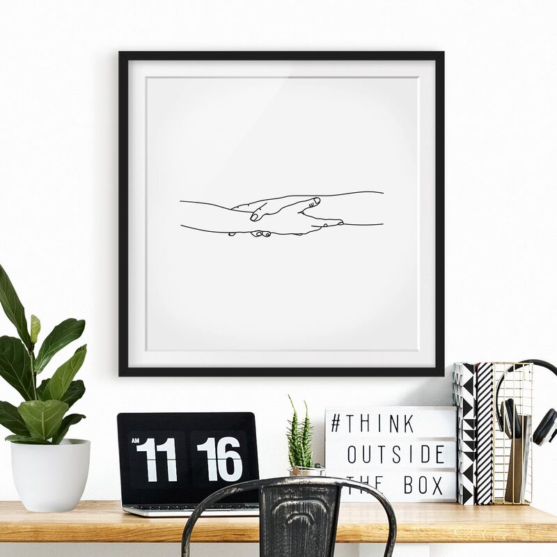 Póster enmarcado - Amichevole Mani Line Art Dimensión LxA: 30cm x 30cm, Marco: Negro
Póster enmarcado - Amichevole Mani Line Art Dimensión LxA: 30cm x 30cm, Marco: Negro