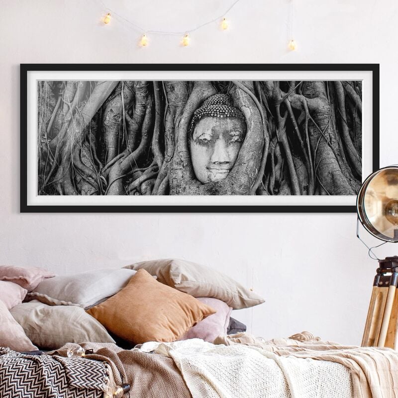Póster enmarcado - Buddha In Ayutthaya Fiancheggiata Da Radici Degli Alberi In Bianco E Nero Dimensión LxA: 20cm x 50cm, Marco: Negro
Póster enmarcado - Buddha In Ayutthaya Fiancheggiata Da Radici Degli Alberi In Bianco E Nero Dimensión LxA: 20cm x 50cm, Marco: Negro