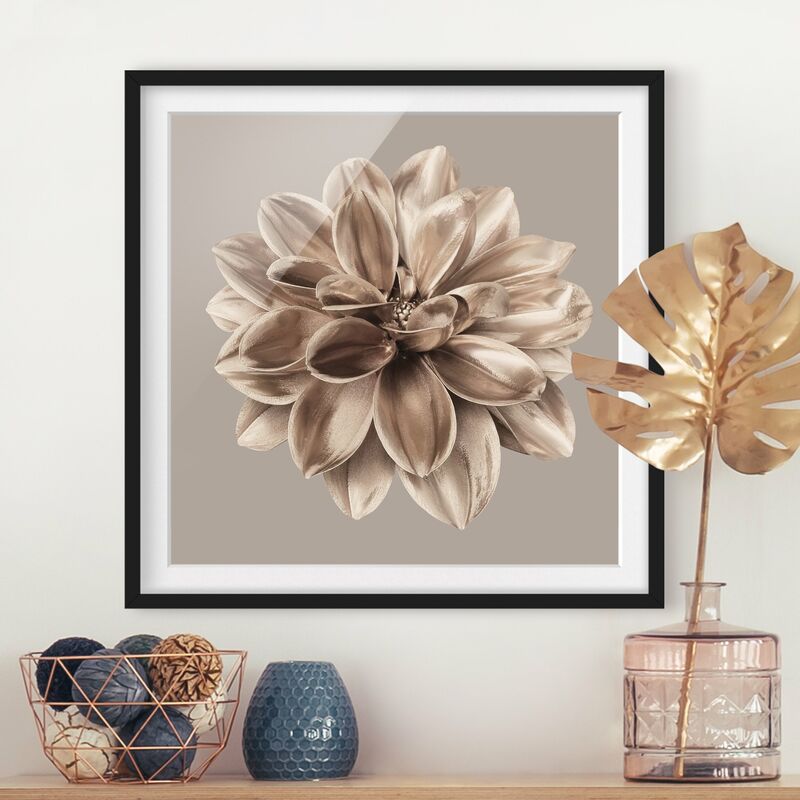 Póster enmarcado - Dalia in bronzo metallico centrato in beige mocha Dimensión LxA: 70cm x 70cm, Marco: Negro
Póster enmarcado - Dalia in bronzo metallico centrato in beige mocha Dimensión LxA: 70cm x 70cm, Marco: Negro