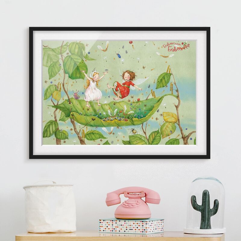 Póster enmarcado - Erdbeerinchen Erdbeerfee - Trampoline Dimensión LxA: 18cm x 24cm, Marco: Negro
Póster enmarcado - Erdbeerinchen Erdbeerfee - Trampoline Dimensión LxA: 18cm x 24cm, Marco: Negro