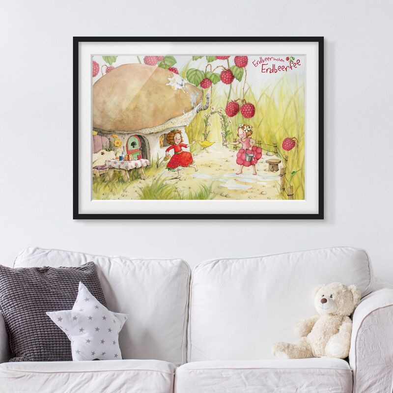 Póster enmarcado - Erdbeerinchen Erdbeerfee - Under The Raspberry Bush Dimensión LxA: 40cm x 55cm, Marco: Negro
Póster enmarcado - Erdbeerinchen Erdbeerfee - Under The Raspberry Bush Dimensión LxA: 40cm x 55cm, Marco: Negro