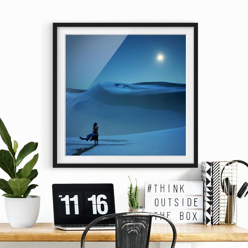 Póster enmarcado - Full Moon Over The Desert Dimensión LxA: 30cm x 30cm, Marco: Negro
Póster enmarcado - Full Moon Over The Desert Dimensión LxA: 30cm x 30cm, Marco: Negro