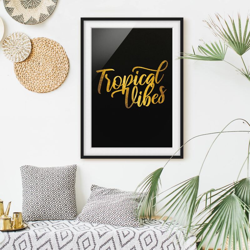 Póster enmarcado - Gold - Tropical Vibes On Black Dimensión LxA: 40cm x 30cm, Marco: Negro
Póster enmarcado - Gold - Tropical Vibes On Black Dimensión LxA: 40cm x 30cm, Marco: Negro