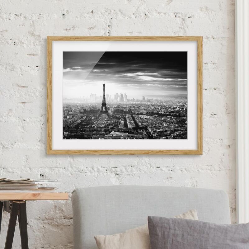 Póster enmarcado - La Torre Eiffel dall'alto in bianco e nero Dimensión LxA: 30cm x 40cm, Marco: Roble
Póster enmarcado - La Torre Eiffel dall'alto in bianco e nero Dimensión LxA: 30cm x 40cm, Marco: Roble