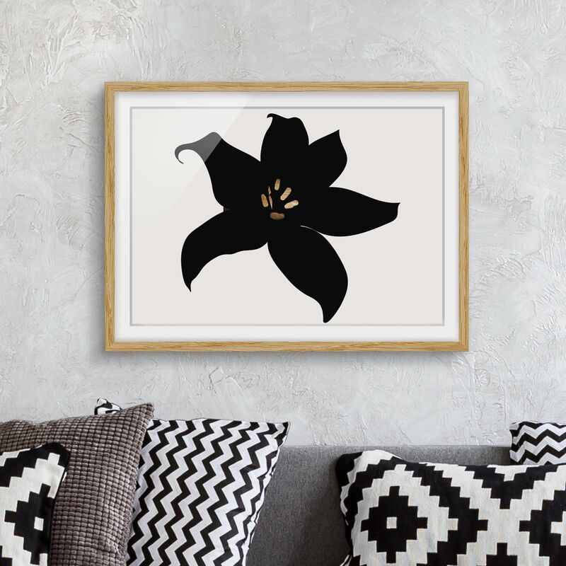 Póster enmarcado - Mondo vegetale grafico - Orchidea in nero e oro Dimensión LxA: 40cm x 55cm, Marco: Roble
Póster enmarcado - Mondo vegetale grafico - Orchidea in nero e oro Dimensión LxA: 40cm x 55cm, Marco: Roble