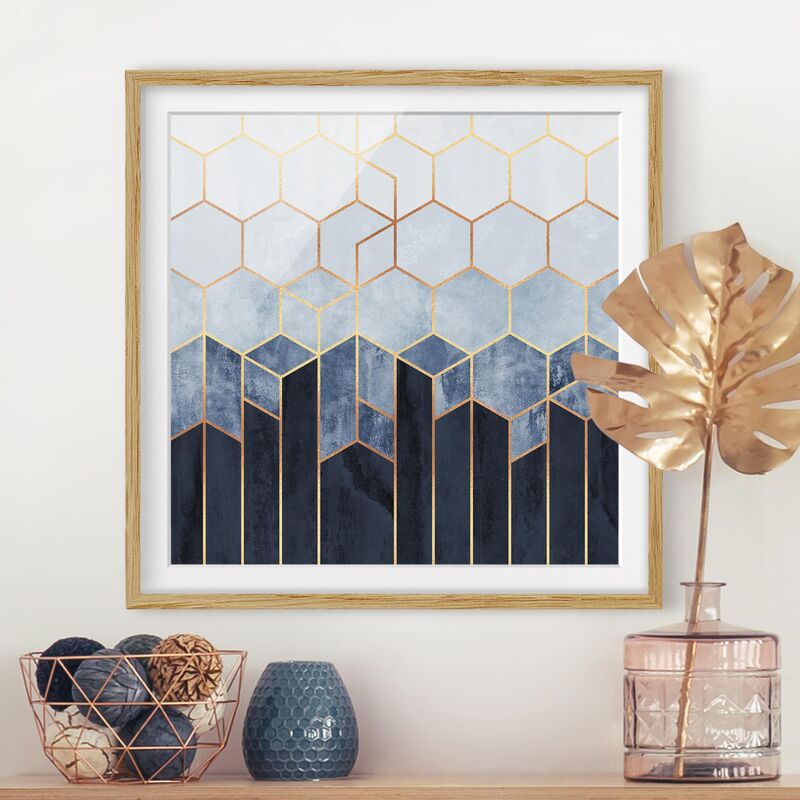 Póster enmarcado - Oro Esagoni Blu Bianco Dimensión LxA: 70cm x 70cm, Marco: Roble
Póster enmarcado - Oro Esagoni Blu Bianco Dimensión LxA: 70cm x 70cm, Marco: Roble