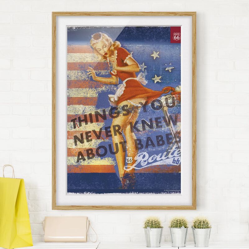 Póster enmarcado - Route 66 - Pin-up babe Dimensión LxA: 55cm x 40cm, Marco: Roble
Póster enmarcado - Route 66 - Pin-up babe Dimensión LxA: 55cm x 40cm, Marco: Roble